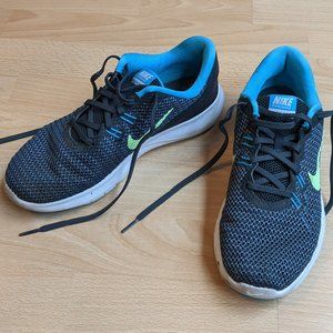 Dark Grey and Blue Nike Flex Training Shoes, Women's Size 6.5